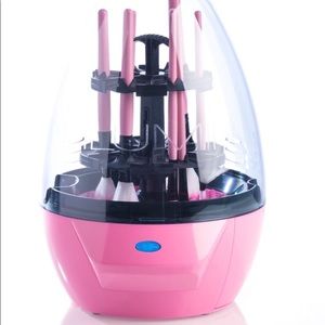 Lilumia Makeup Brush Cleaner